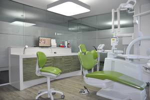 Zahnarztpraxis Landenberger Behandlungszimmer 